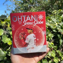 Ohtani Snow Globe