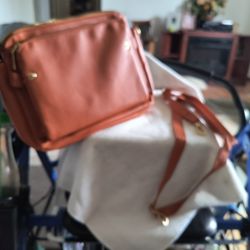 Many Compartment. Purse.  New