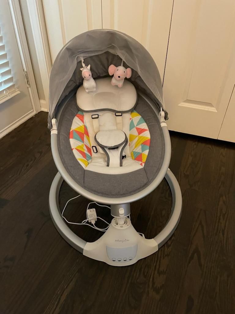 Dream on Me - infant multidirectional baby swing
