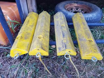 Tire chocks dual tires