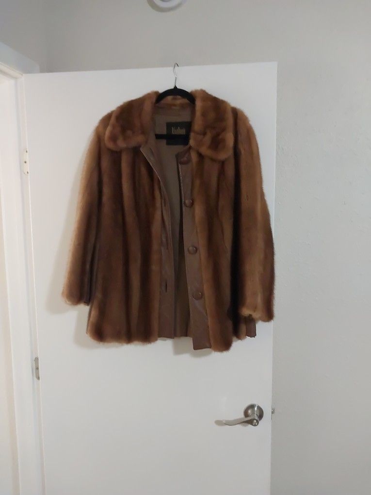 Vintage Fur Coat Small Koslow's Of Ft Worth