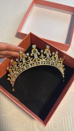 Gold Crown Rhinestones
