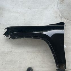 Grand Cherokee Fender 