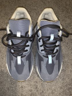 yeezy 700
