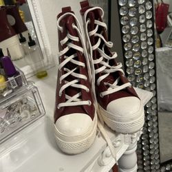 Converse High Top Size 8