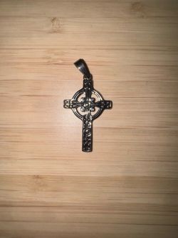 Cross pendant Celtic