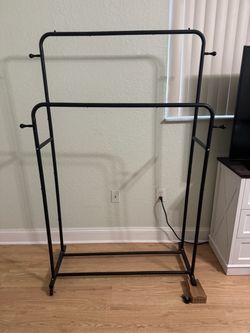 Clothes rack