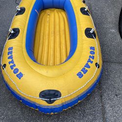 Sevylor Caravelle 3 Person Boat