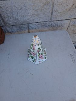 Porcelain Floral Sugar Shaker wall decor