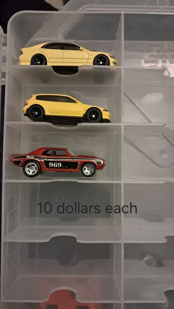 Loose Hotwheels And Carded Rlc