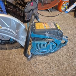 Makita gas concrete saw