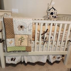 Pottery Barn Kendall Crib