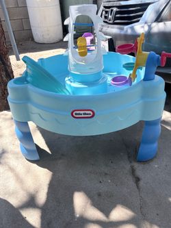 Little tikes spiraling seas waterpark play table