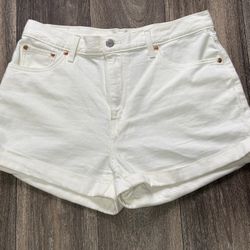 Levi's Mom Shorts High Rise Women’s 31 Relaxed A-Line Silhouette Ivory Denim