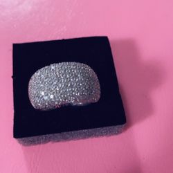 14 KT white gold ring