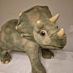 Dinosaur 
