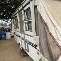 1996 Palomino Hard sided pop up RV trailer