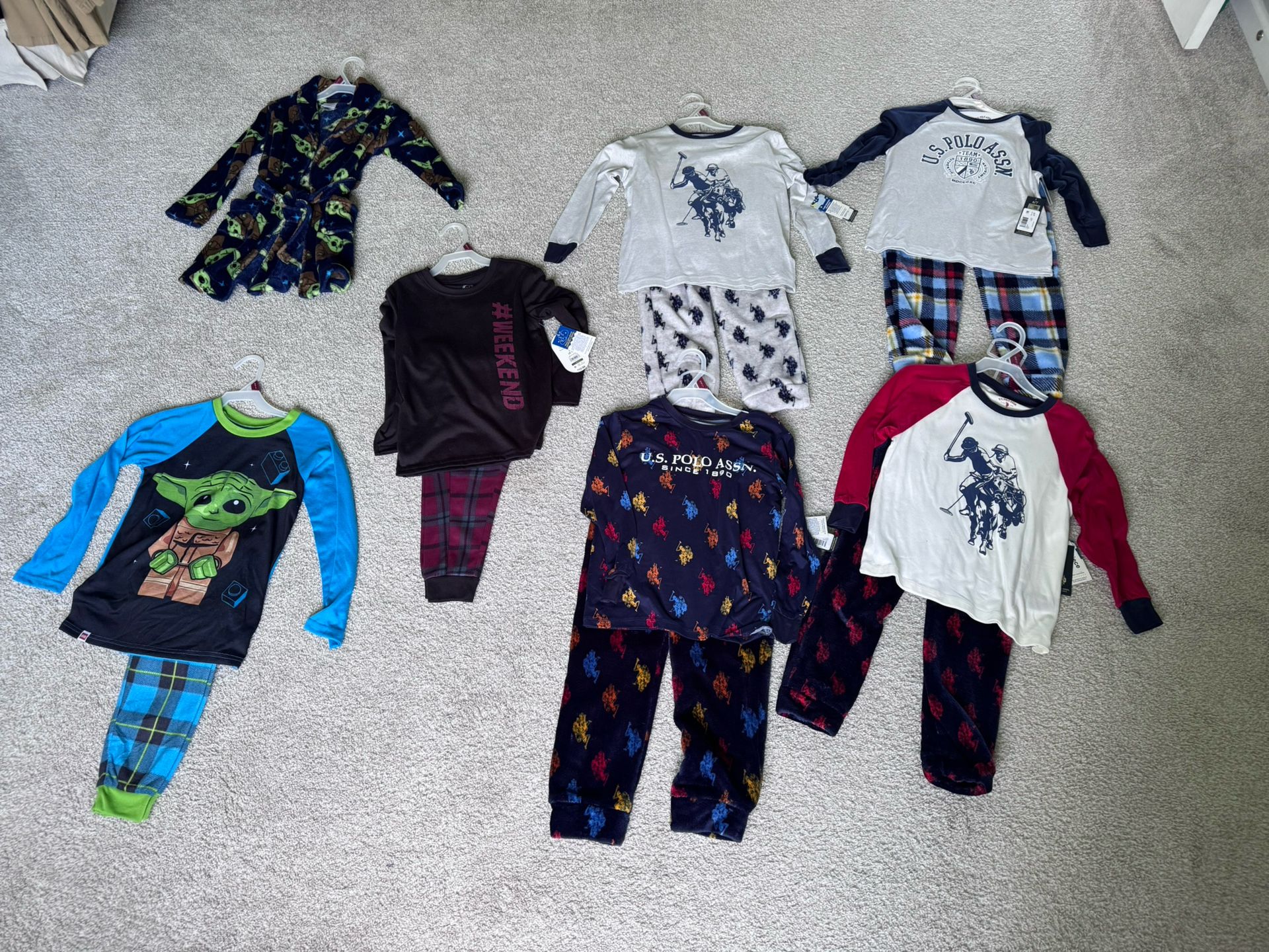 Boys Size 6/7 Pajamas All New And New Robe
