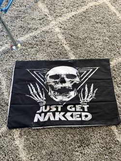 Two pillowcases and 1 fitted sheets