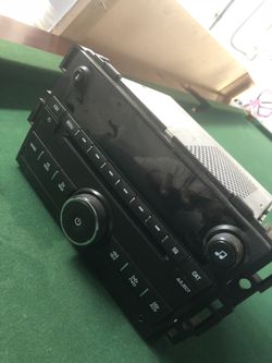 Original stereo for a 2008 GMC SIERRA... in great conditions