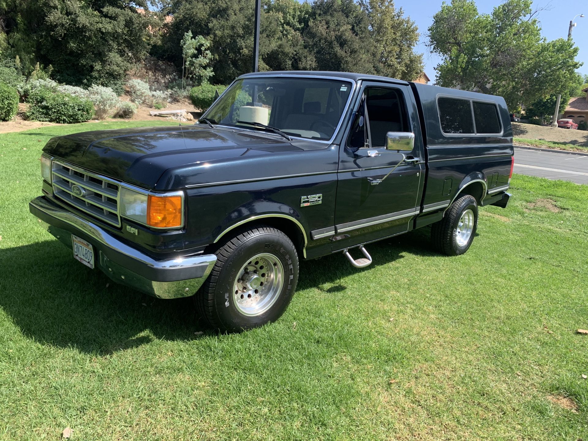 1988 Ford F-150 Single cab Short Bed