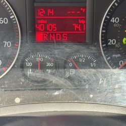 Volkswagen Rabbit, 2009, 3500