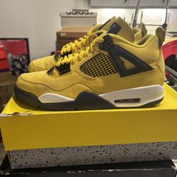 Size 11 - Jordan 4 Retro Mid Lightning