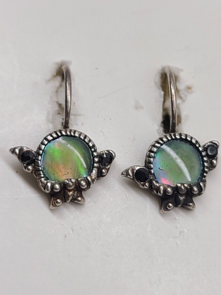 IRIDESCENT MOONSTONE WITH GENUINE FRESHWATER PEARL