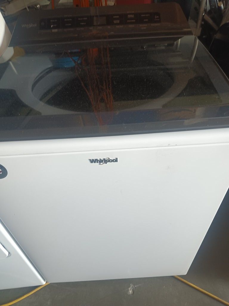 Whirlpool Top Load Washer Super Large Capacity Fully Functional 