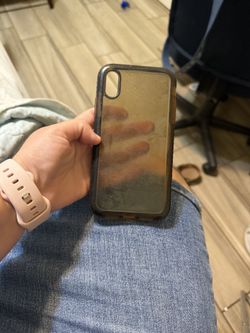 Black iPhone case X or iPhone XS