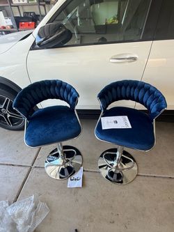 bar stool