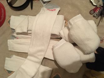 Long Hanes sock for 10-14 size brand new.