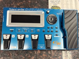 Roland GR-55 Guitar synthesizer