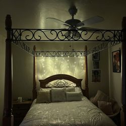 Queen Bedroom Furniture Set