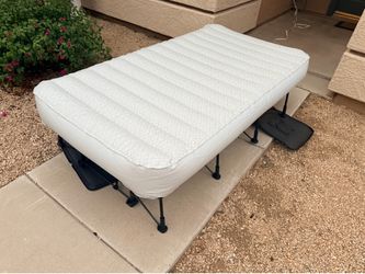 Grandin Road EZ-Bed Twin Standing Air Mattress w/ Built In Pump