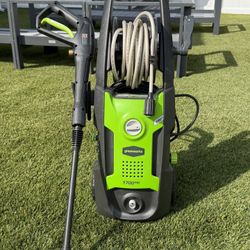 Greenworks Pressure Washer 
