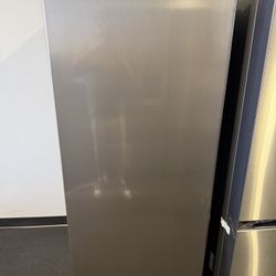 16 Cu Ft Upright Commercial  Freezer 