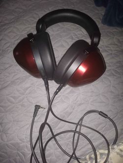 Hifiman HE-R9 Headphones