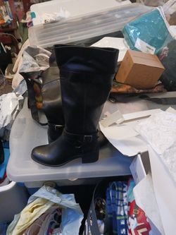 Black Knee-high Boots