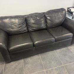 England Inc. Black Leather Couch 