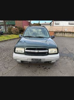 Chevrolet Tracker 4WD LOW MILES 91k CLEAN TITLE