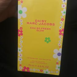 Mac Jacobs Daisy  “Limited Edition” Perfume 