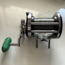 Penn Surfmaster No. 200