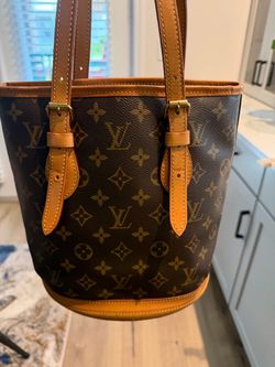 Authentic Louis Vuitton Monogram Bucket Bag