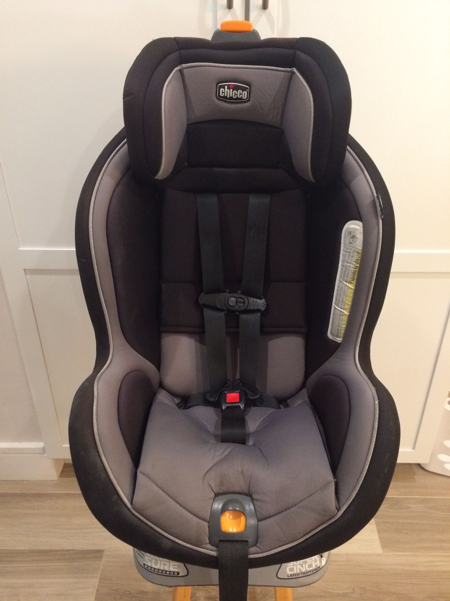 Chicco NextFit Convertible Car Seat