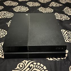 Ps4 with controller and games