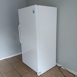 Deep freezer