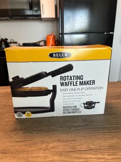 BELLA Rotating Belgian Waffle Maker – Open Box / Like New