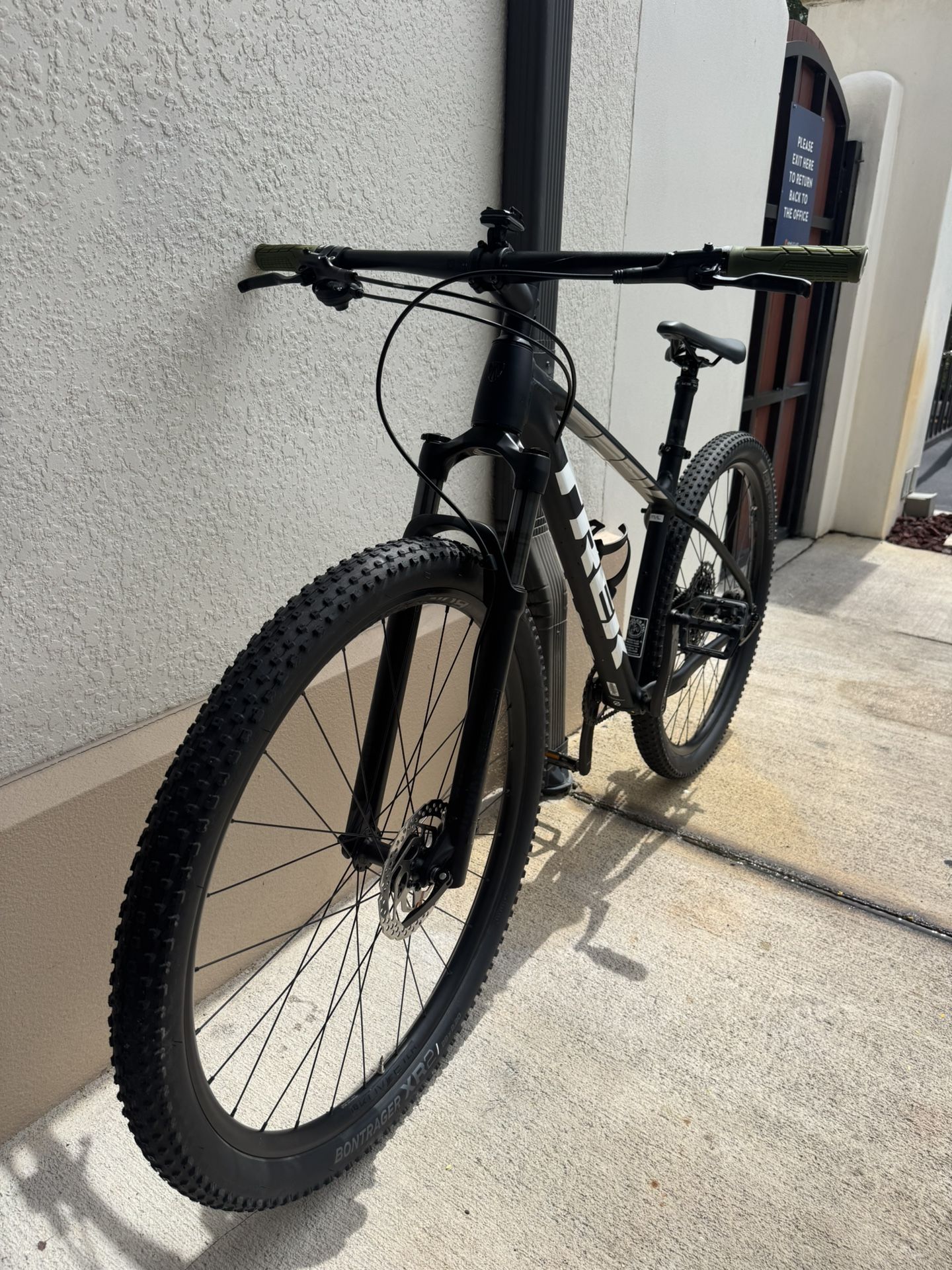 Trek X Caliber 8