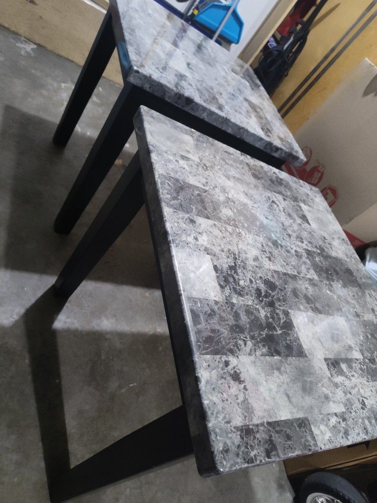 2 End Tables